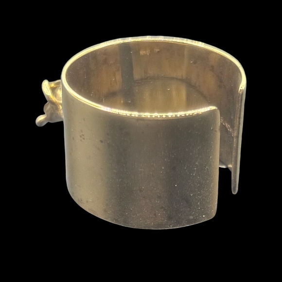 Gold Open Ring - Picture 5 of 9